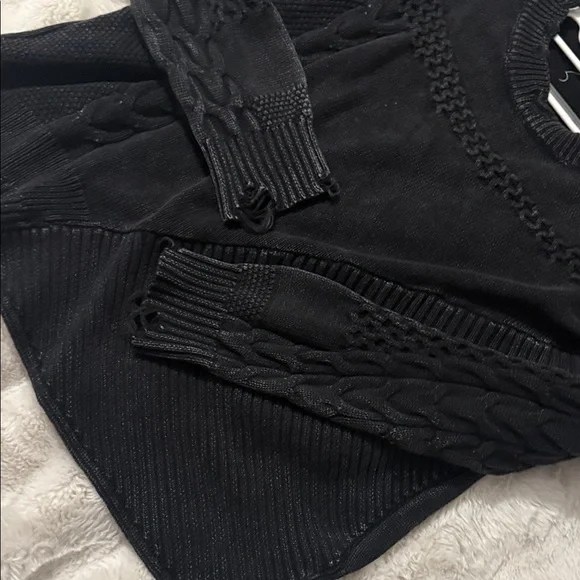 Gilded Intent Black/grey Women's Sweater - Picture 9 of 12